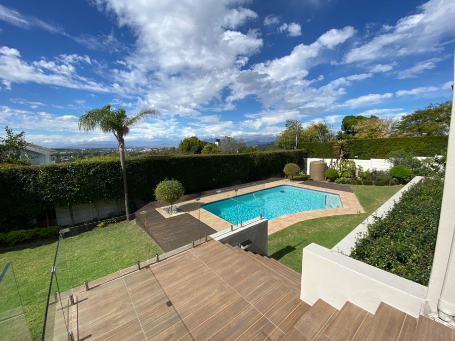 To Let 4 Bedroom Property for Rent in Welgemoed Western Cape